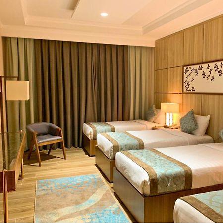 Midan Hotel & Suites Al Aziziya Mecca Екстер'єр фото